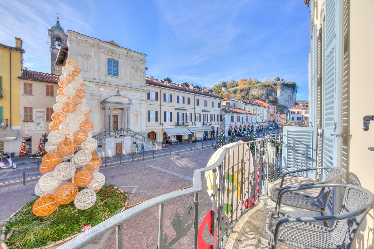 Balcone sul Lago